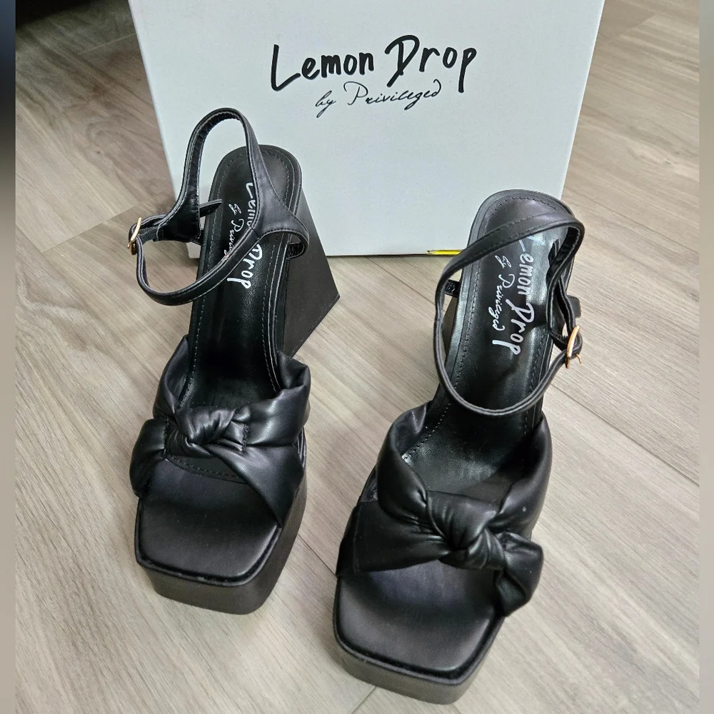 Lemon Drop By Privileged Hiner Platform Heels - Picture 2 of 11